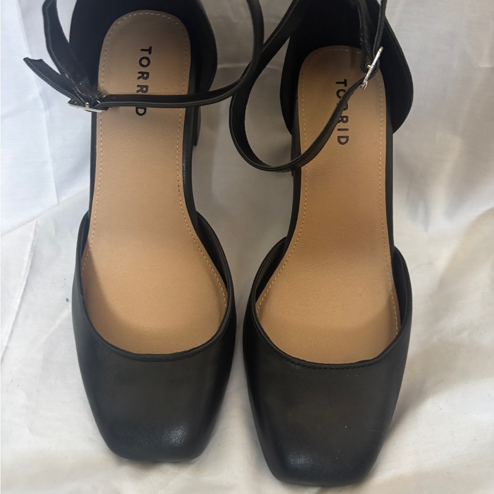 Torrid Black Heeled Shoes Elegant Design